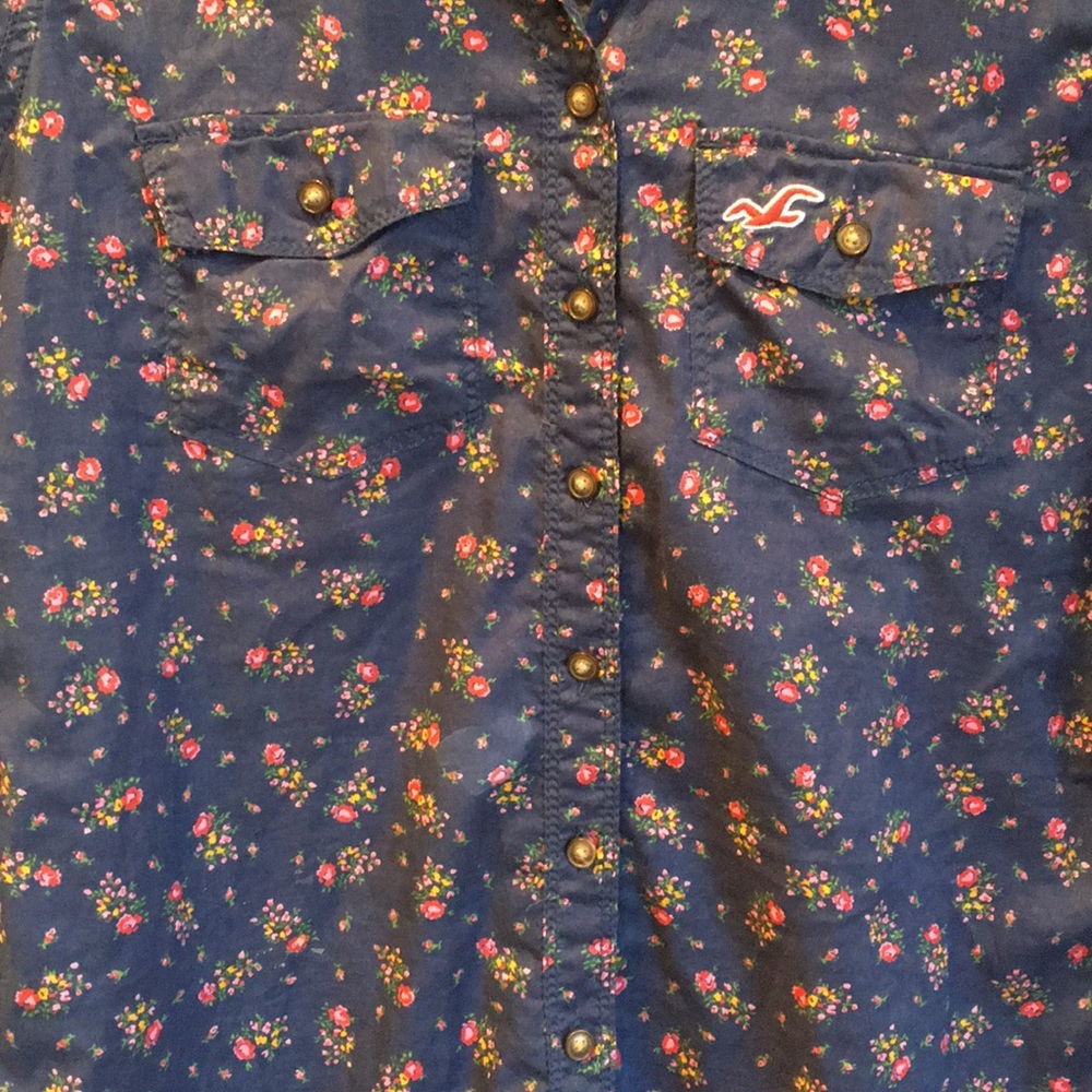 Hollister Navy Blue Floral Button Down Shirt M - Picture 3 of 9